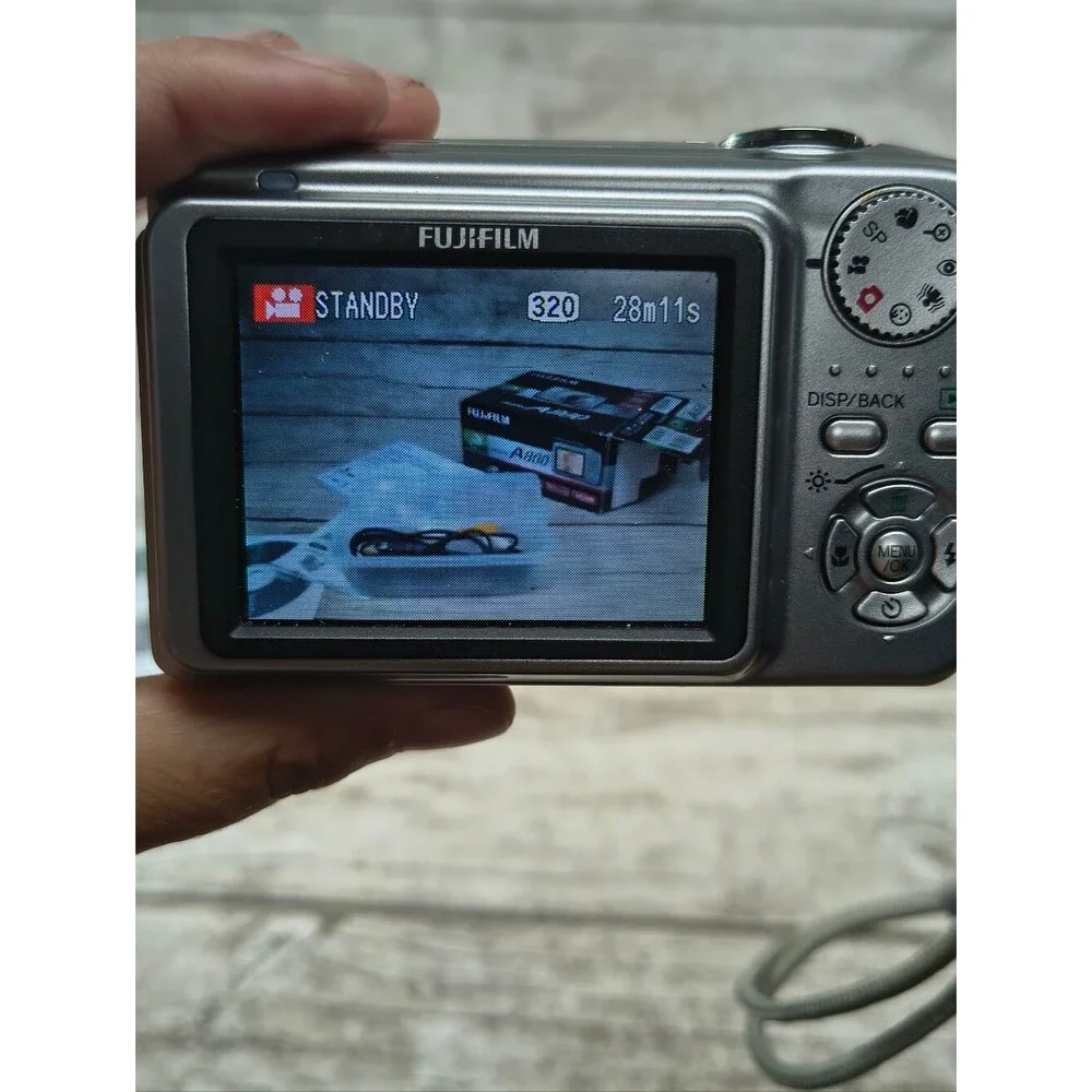 FUJIFILM FinePix A800 Digital Camera 3x Optical Zoom In Box